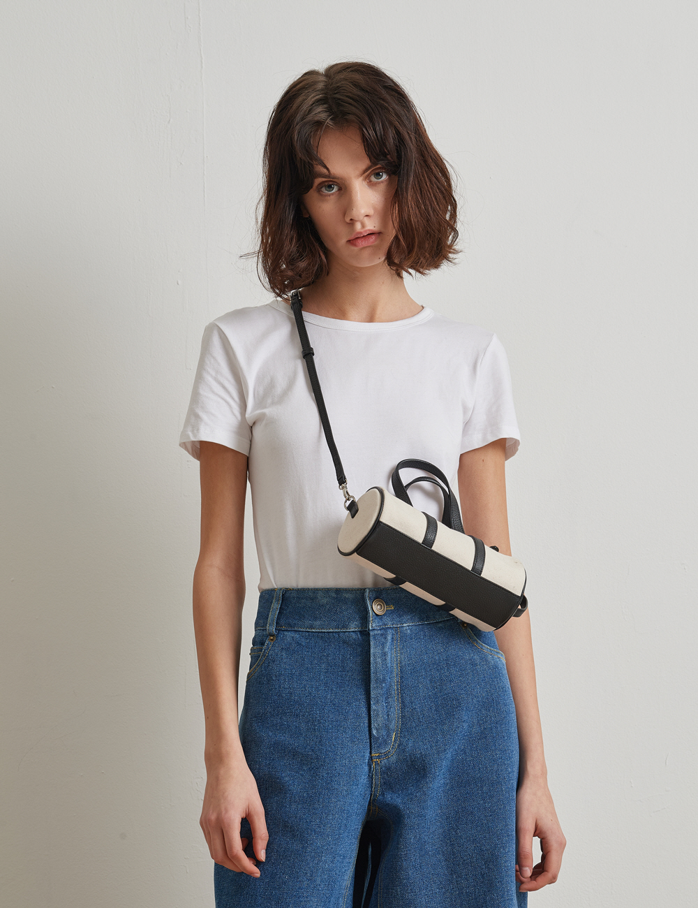 [MAISON246메종246]BARREL CANVAS-BLACK [W CONCEPT]