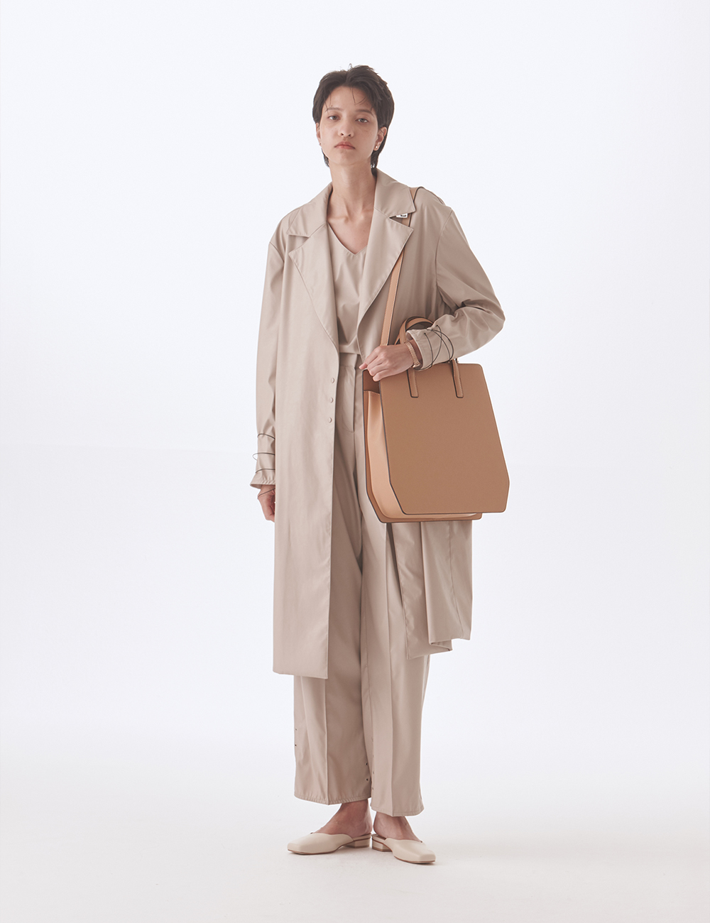 메종246(MAISON246) ABBA BAG-BEIGE - 188,100 | 무신사 스토어
